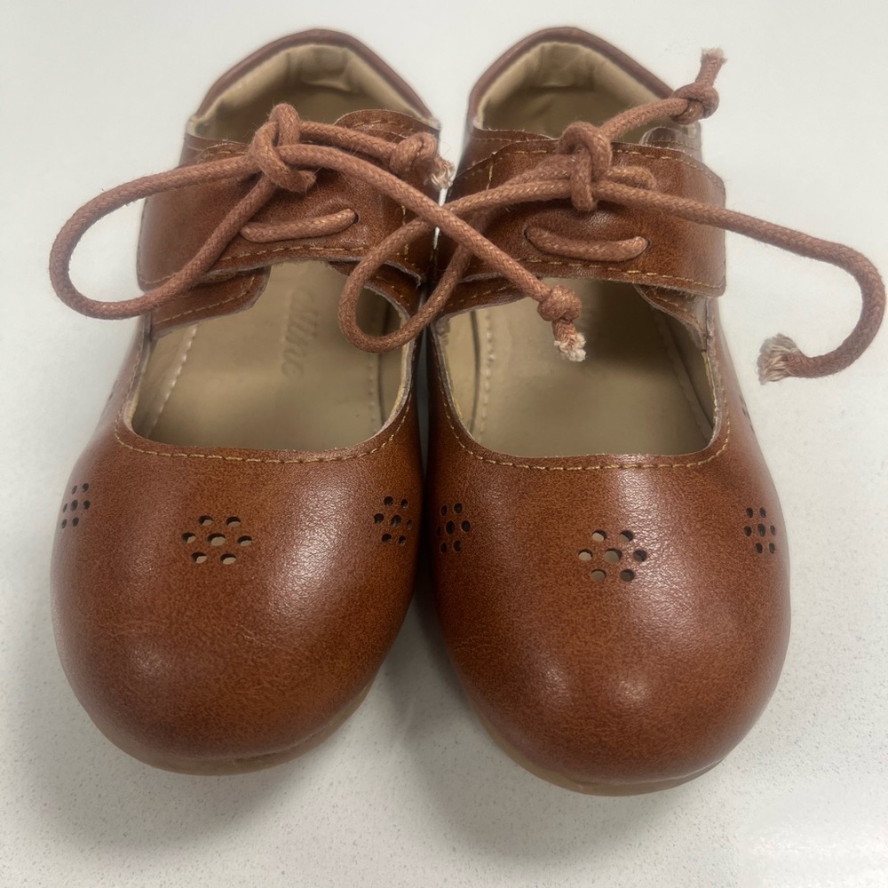 Girls Faux Leather Mary Jane’s